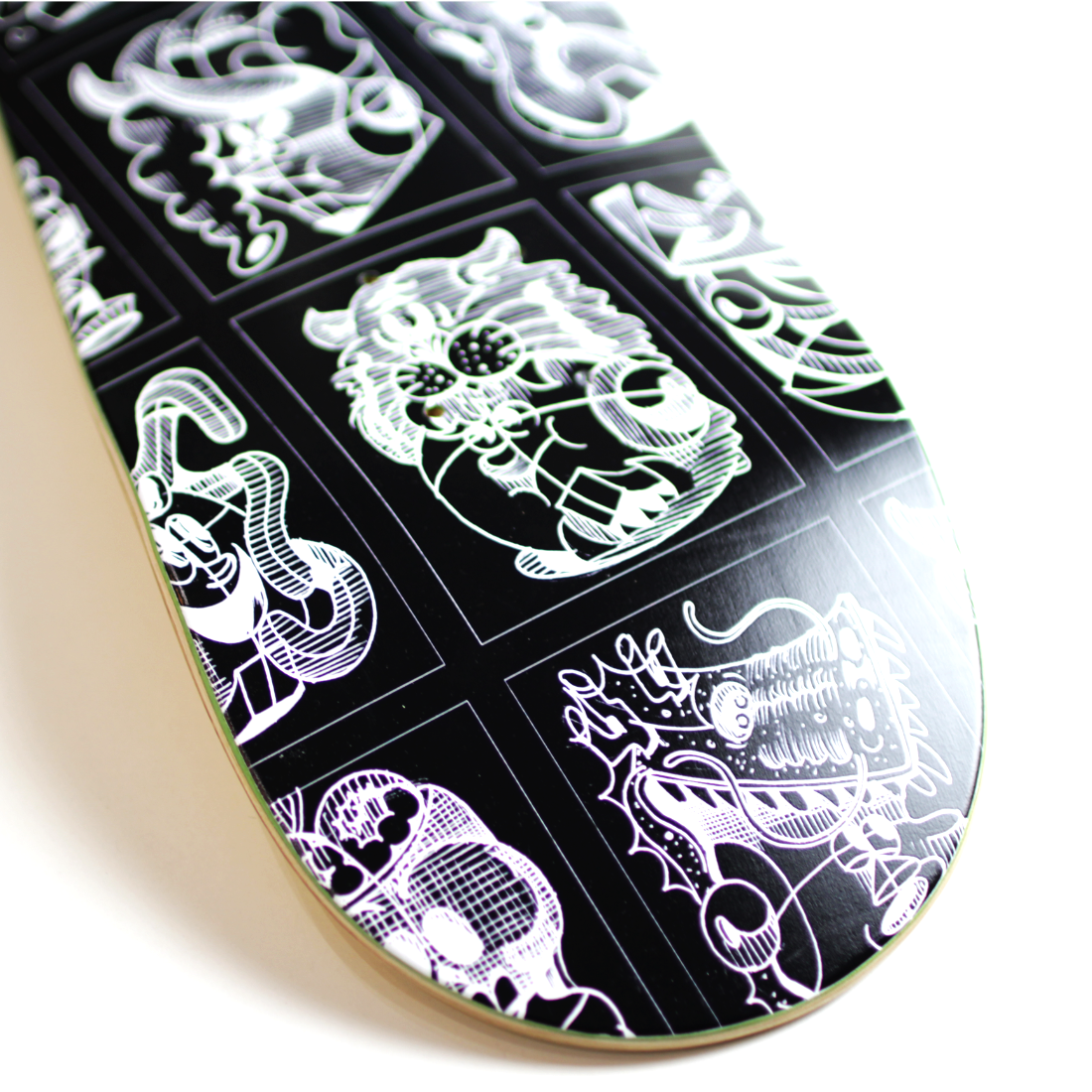 【8.125】VORES SKATESHOP - Shutie "Black"