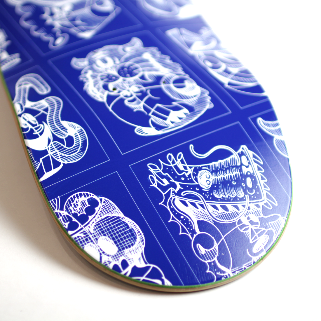 【8.725】VORES SKATESHOP - Shutie "Blue"