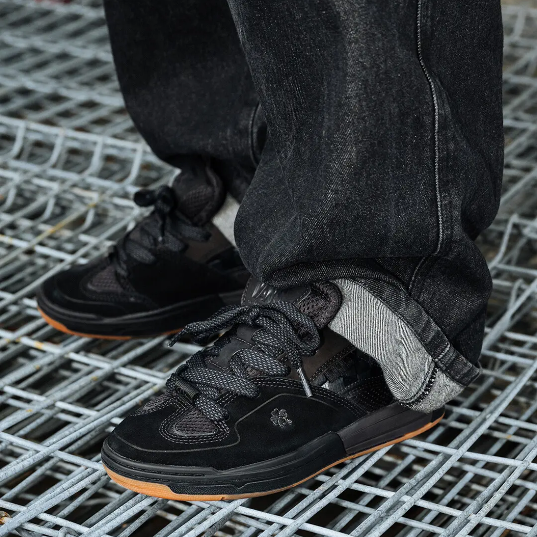 【Dime×Vans】Mixxa by Una Farrar